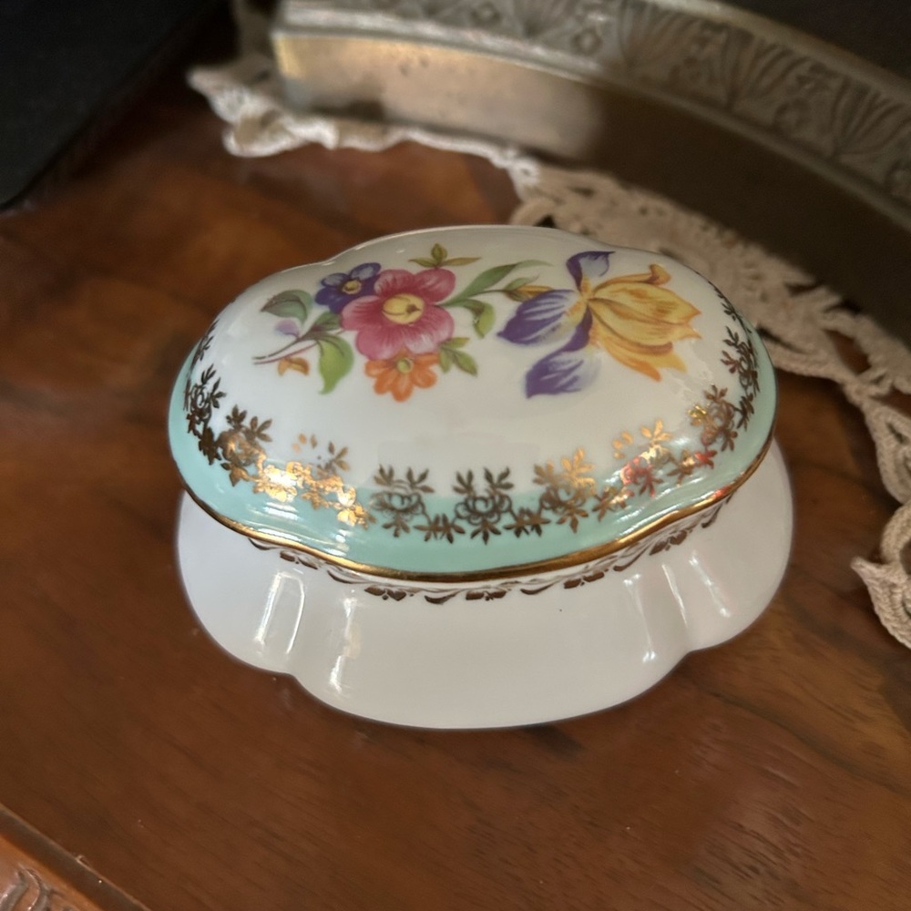Vintage Porcelain Floral Trinket Box